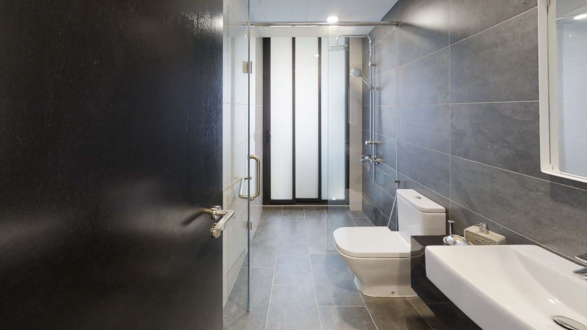 Almas-520-SqFt-Bathroom